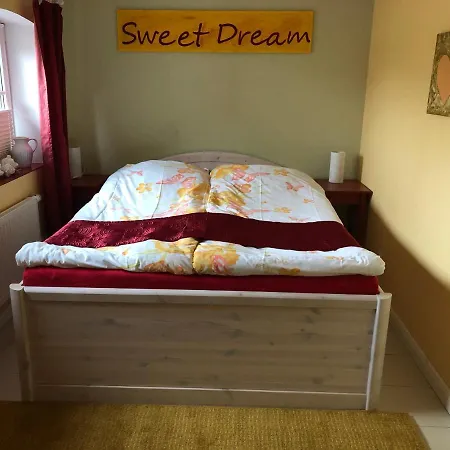 Nuske Apartment *