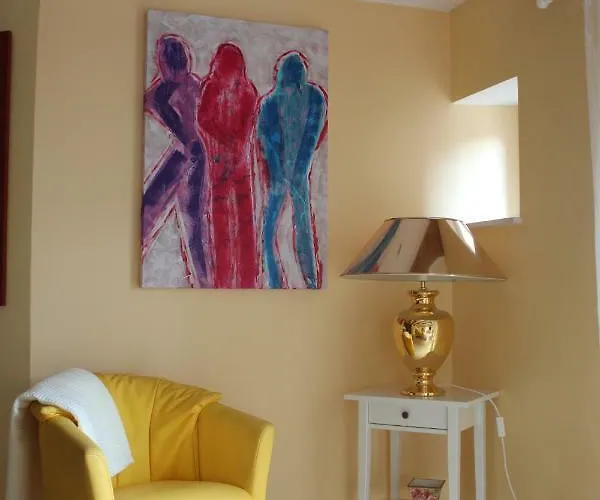 Nuske * 奥滕多夫